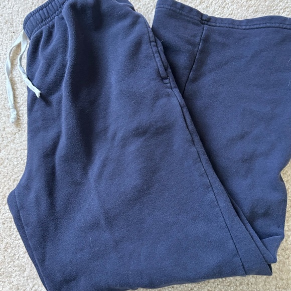 Brandy Melville Navy sweatpants - Picture 2 of 3